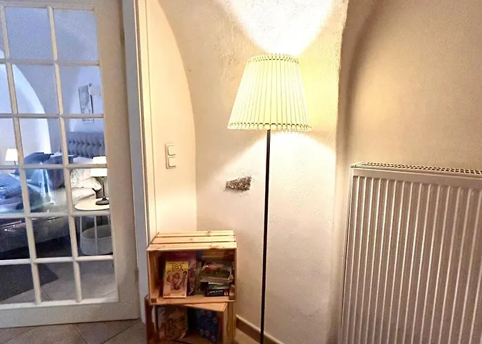 Apartment Paulick I Zentrales Altstadtapartment I Garten Terrasse Grill I 4 Personen *